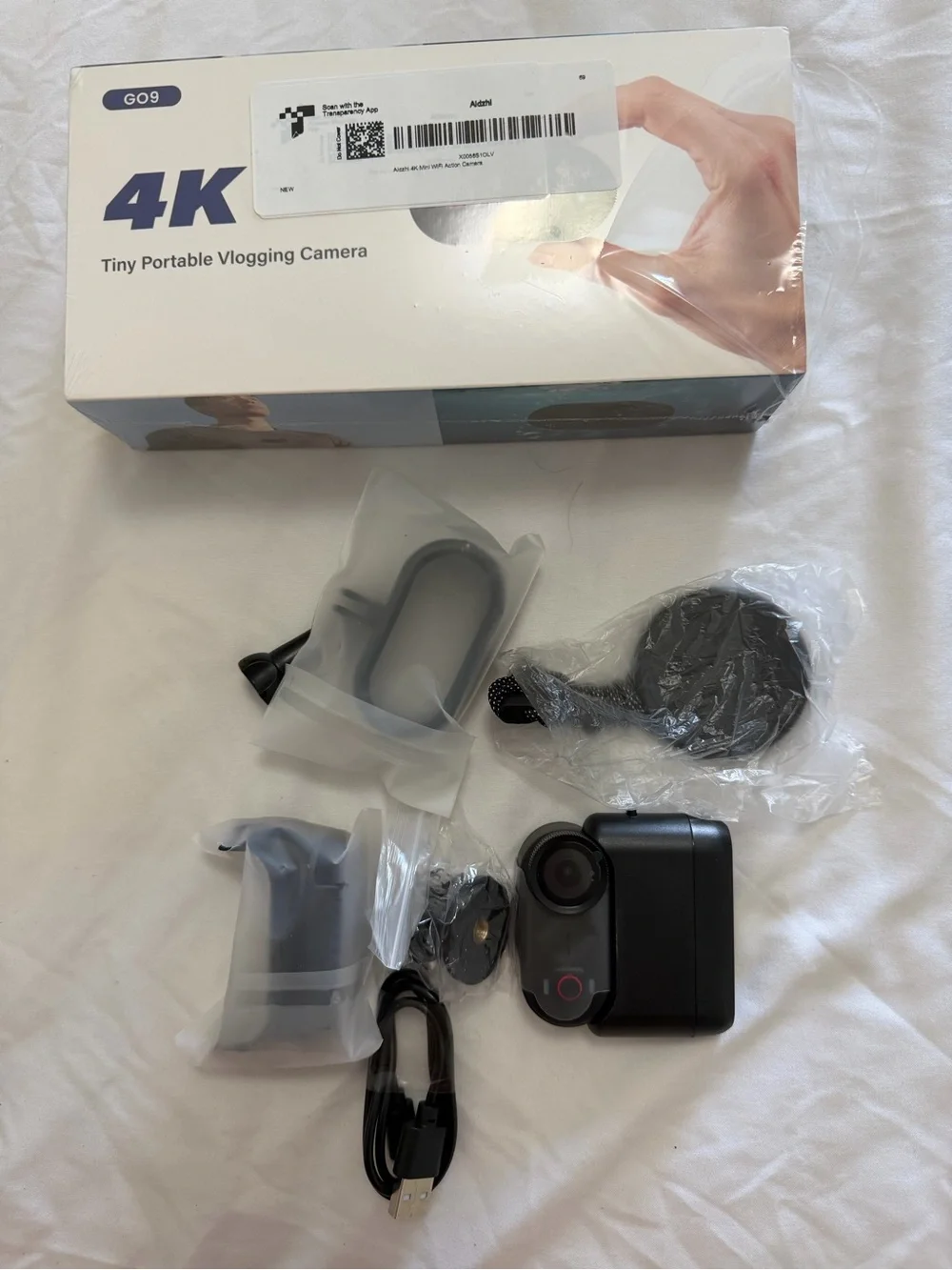 4K Tiny Portable Vlogging Camera - Black